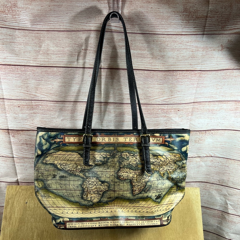 TYPVS ORBIS TERRARVM. Bag